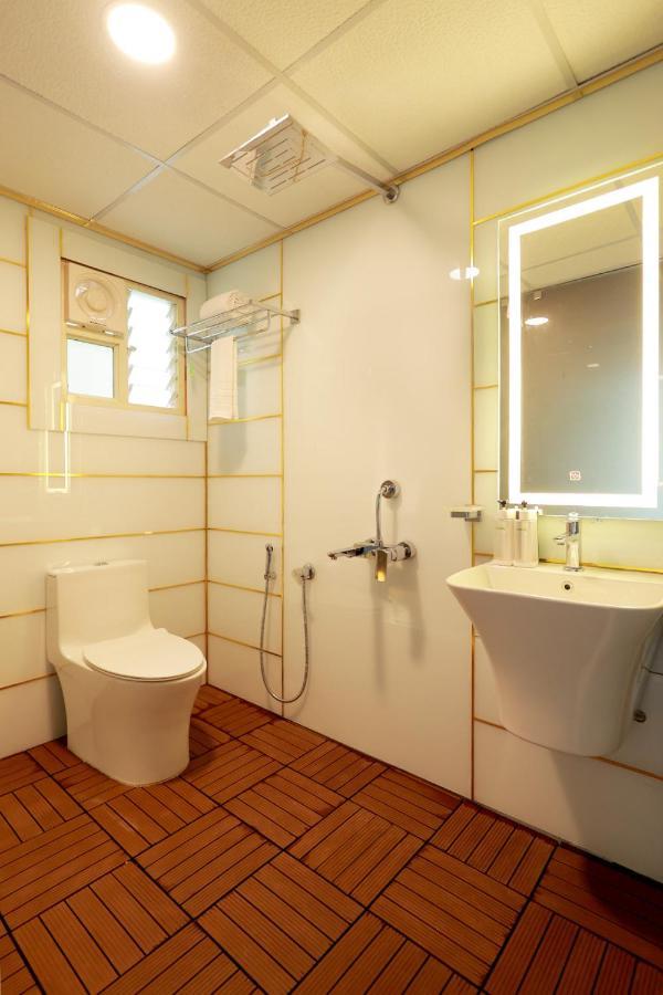 Wooden Ecr Sea Resort Pondicherry Ngoại thất bức ảnh