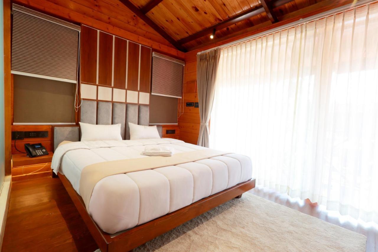 Wooden Ecr Sea Resort Pondicherry Ngoại thất bức ảnh