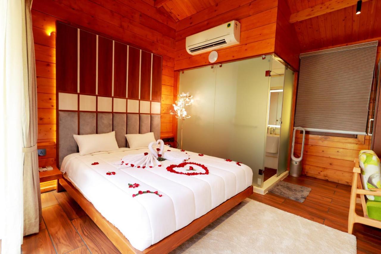 Wooden Ecr Sea Resort Pondicherry Ngoại thất bức ảnh