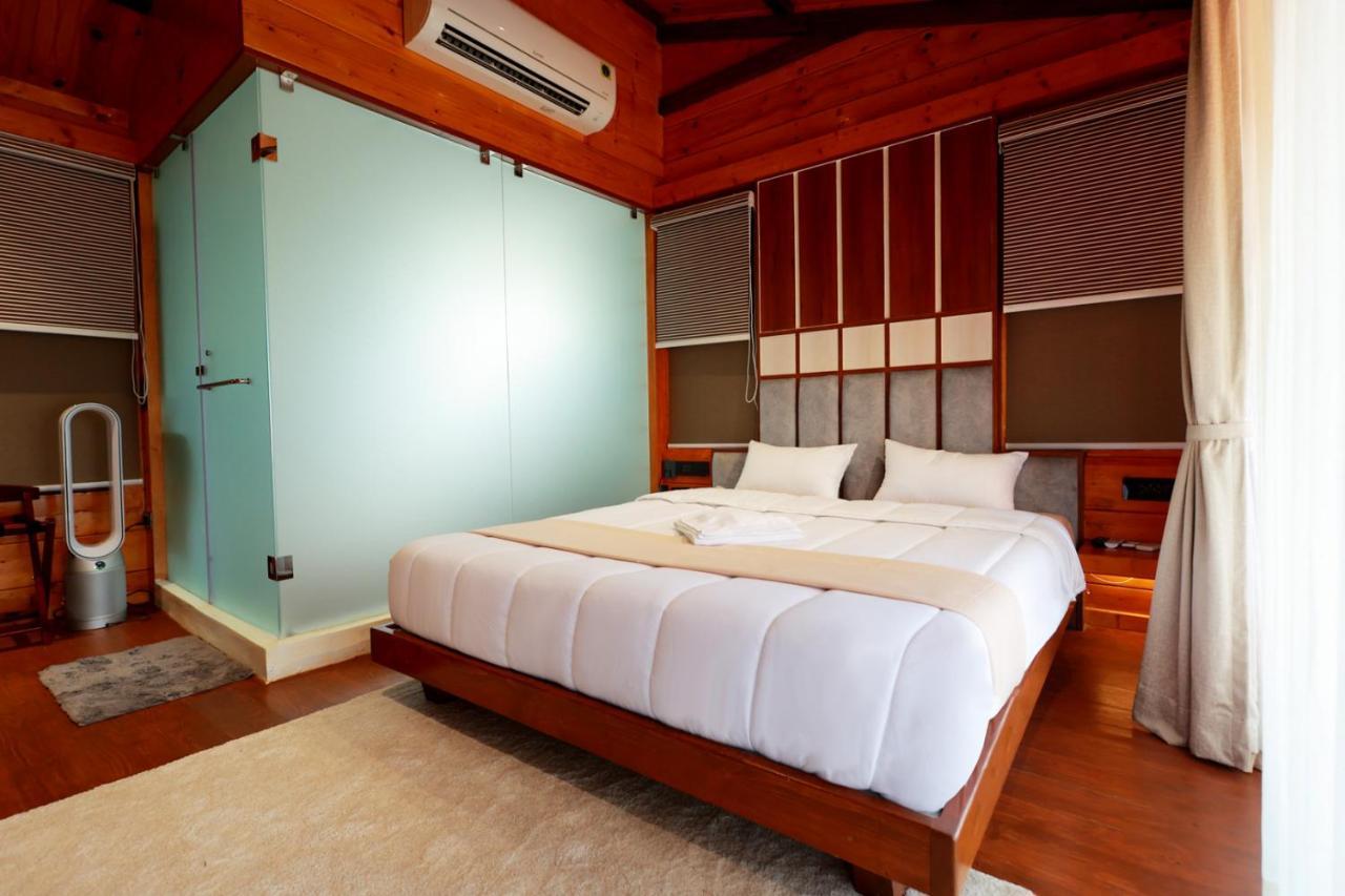 Wooden Ecr Sea Resort Pondicherry Ngoại thất bức ảnh